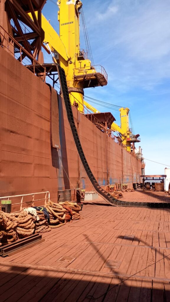 Mantenimiento de Cintas Transportadoras en Buque.